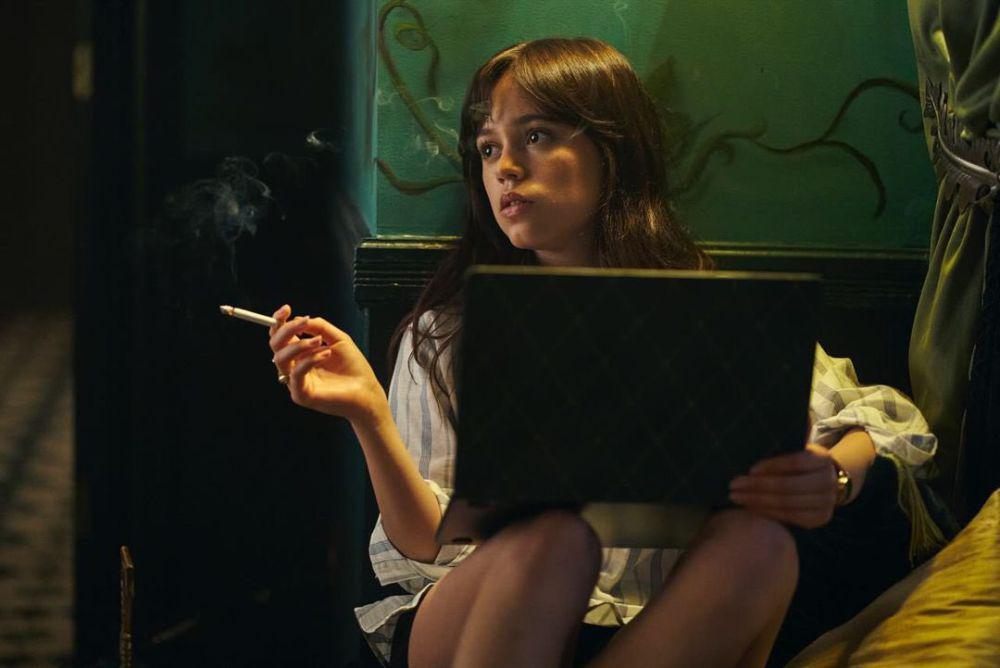 Miller's Girl (dok. Good Universe/Miller's Girl)