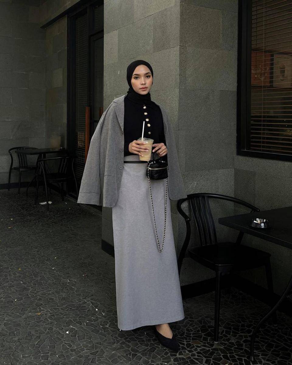 outfit smart casual ala Fita Wulansari (instagram.com/fitawww)