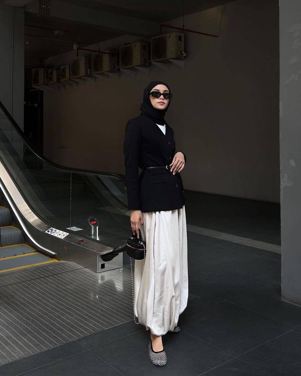 outfit smart casual ala Fita Wulansari (instagram.com/fitawww)