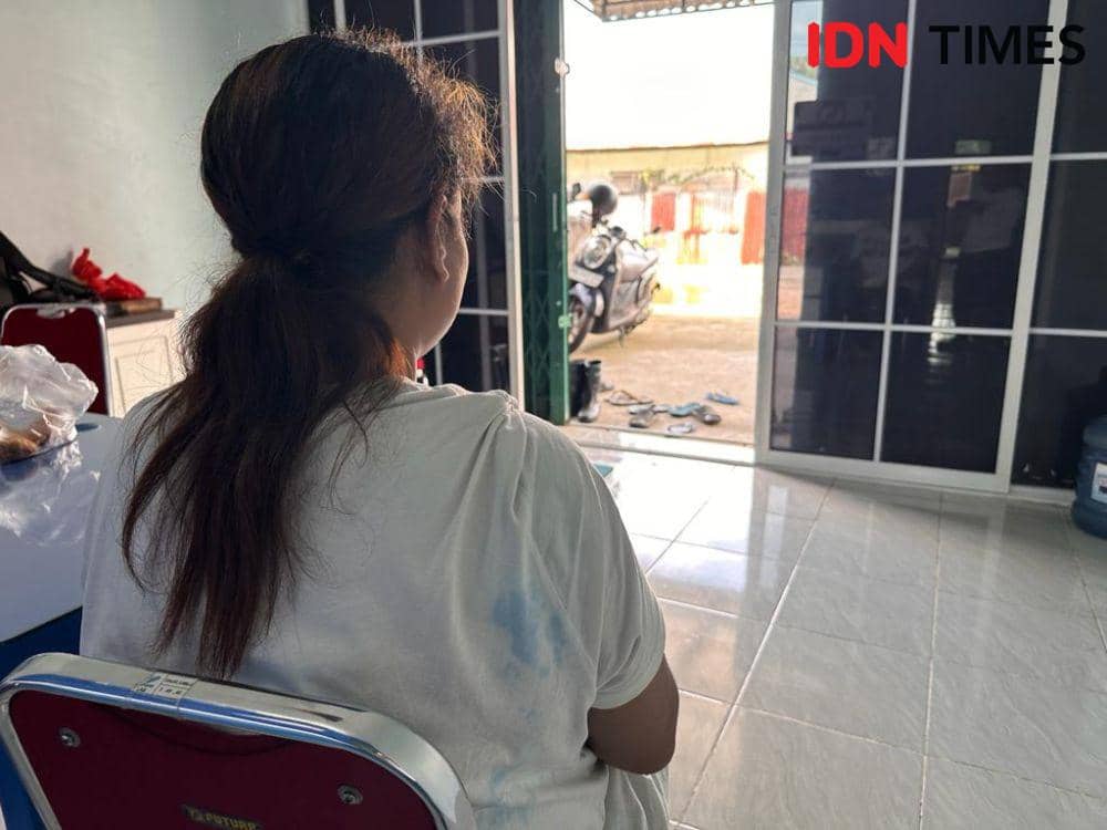 Maria pernah dijual, disekap dan tidak diberi makan saat di Malaysia. (IDN Times/Teri),