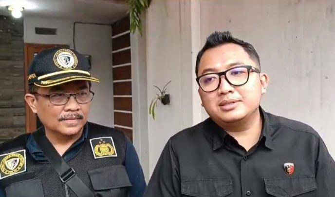 Kasatreskrim Polres Malang, AKP Gandha Syah Hidayat (kanan). (IDN Times/Rizal Adhi Pratama)