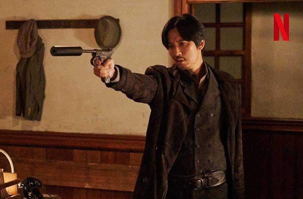 Kim Nam Gil di drama Song of the Bandits (instagram.com/netflixkr)