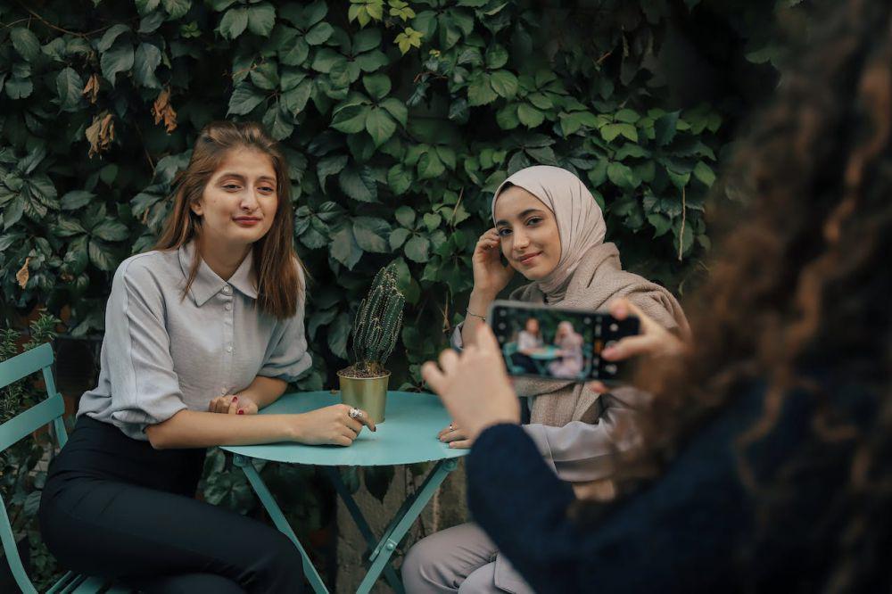 5 Sebab Kamu Gak Bisa Lagi Bersahabat dengan Teman Semasa Kuliah