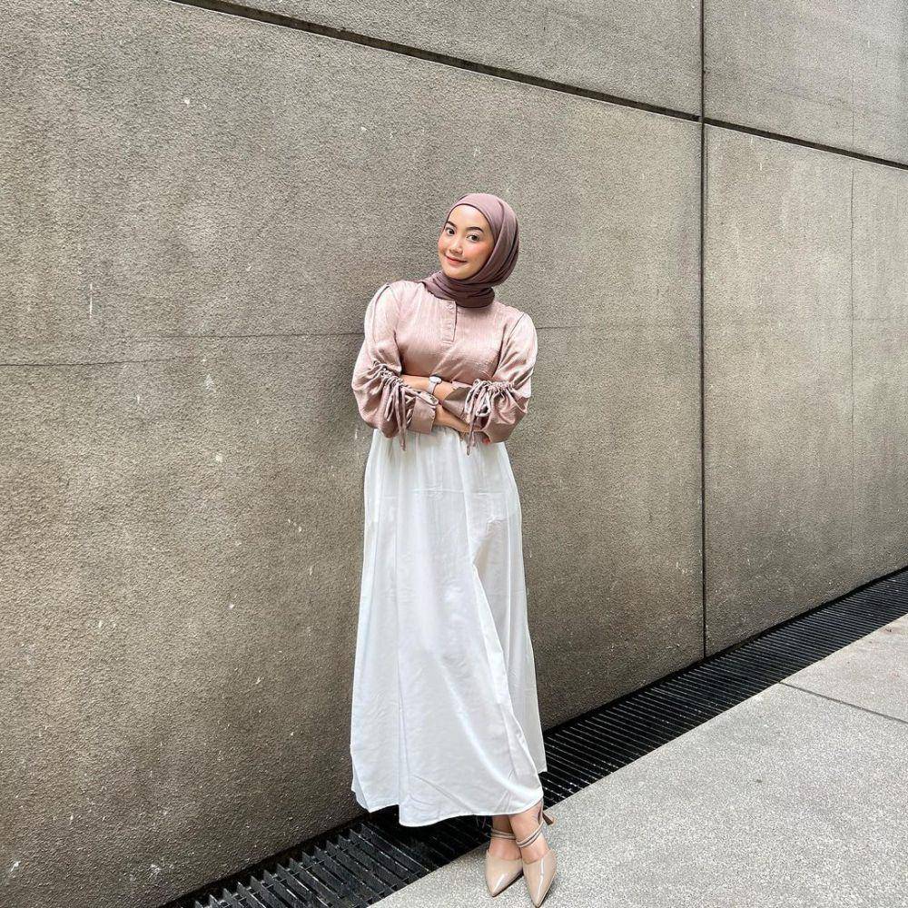 inspirasi OOTD ala Alamanda Putri (instagram.com/alamandaptrr)