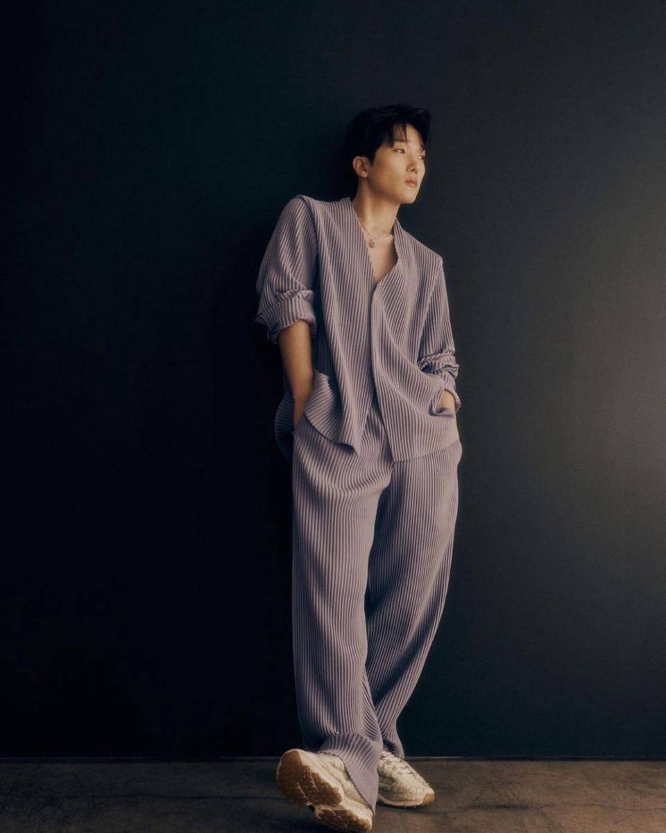 OOTD ala Choi Min Young (instagram.com/timidmag)