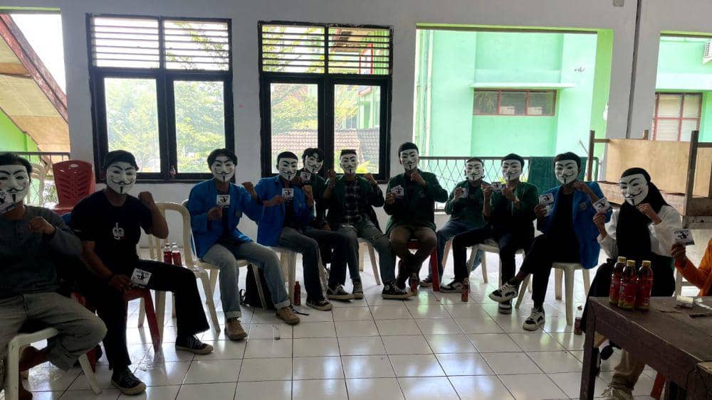 Aliansi Mahasiswa Pro Demokrasi SULSEL (AMPDS) menggalang dukungan anak muda untuk terlibat merespons situasi politik demokrasi terkini. (Dok. Istimewa)