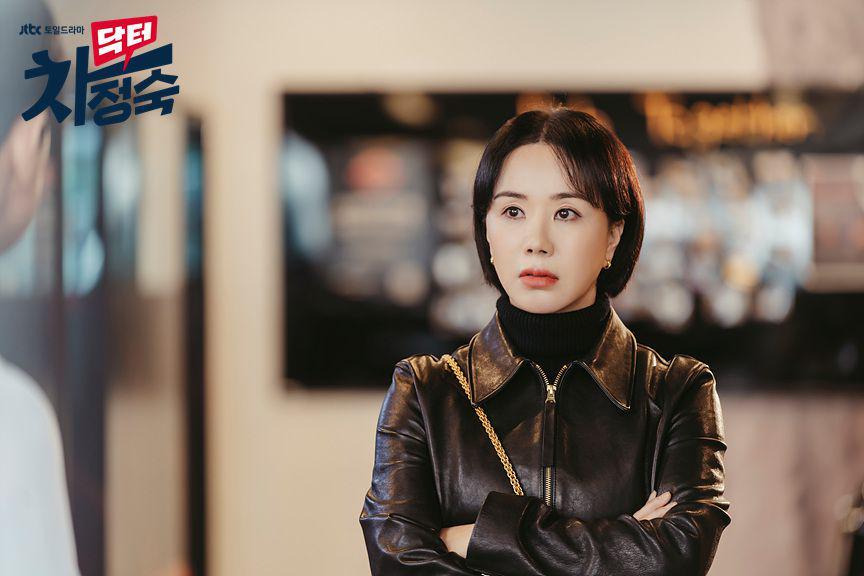 Uhm Jung Hwa di Dr. Cha (dok. JTBC/Dr. Cha)