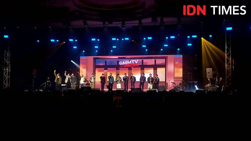 Potret closing stage GMMTV Musicon in Jakarta 2023 pada Sabtu (16/12/2023) (IDN Times/Ines Suseno)
