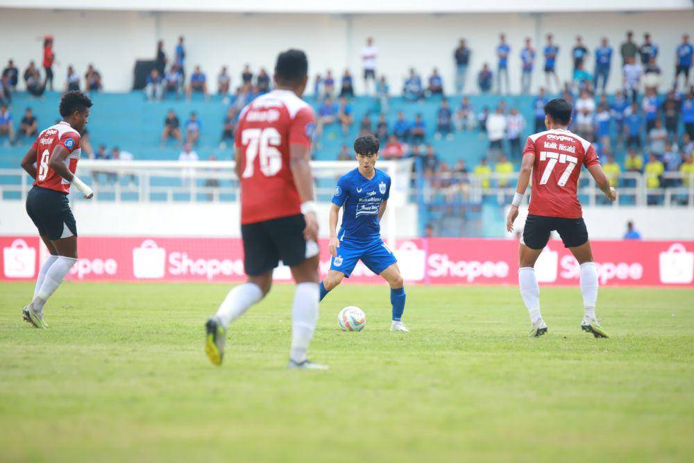Pertandingan PSIS Semarang melawan Madura United di BRI Liga 1 2023/2024 di Stadion Jatidiri Semarang, Sabtu (16/12/2023). (dok. PSIS)
