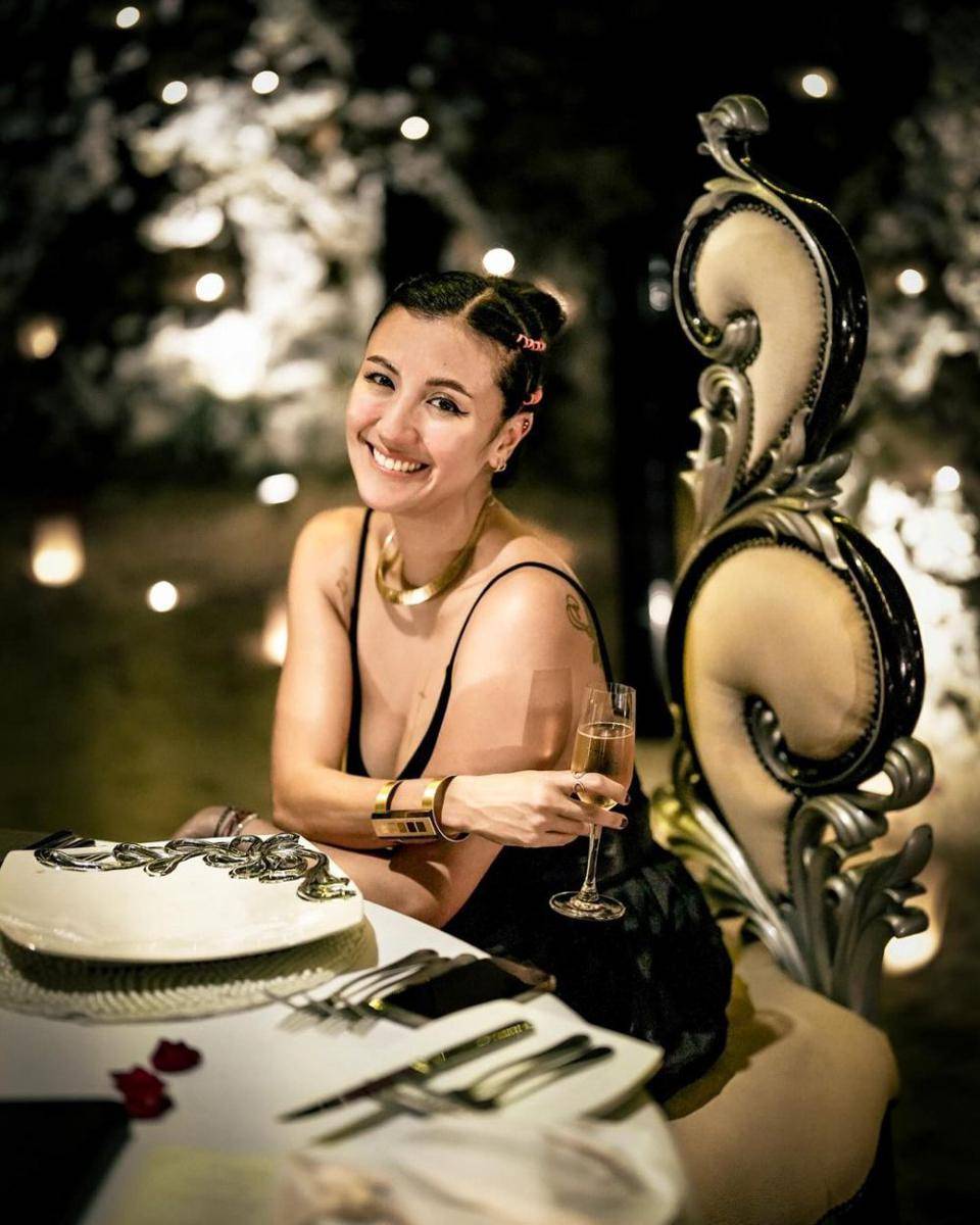 potret wedding anniversary Ryan Delon dan Sharena ke-10 (instagram.com/tail_wagging)
