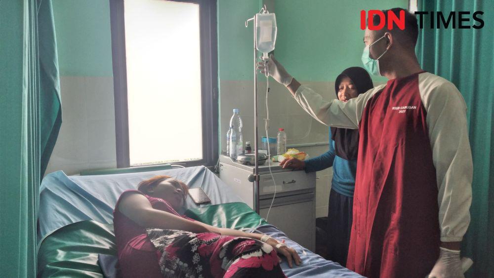 Pasien DBD saat jalani perawatan di RSUD Caruban. IDN Times/ Riyanto