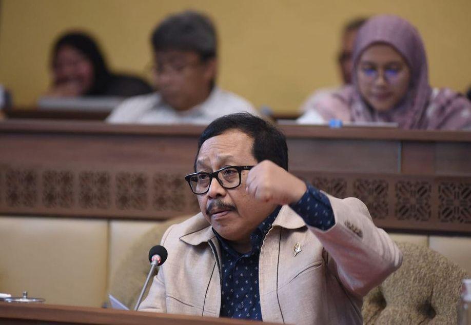 Pendaftaran Dawam-Ketut Ditolak, Senior PDIP Semprot KPU Lampung Timur