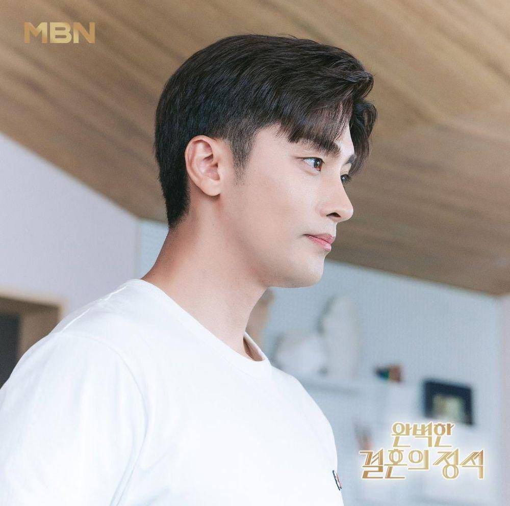Sung Hoon di drama Perfect Marriage Revenge (instagram.com/mbn_drama)