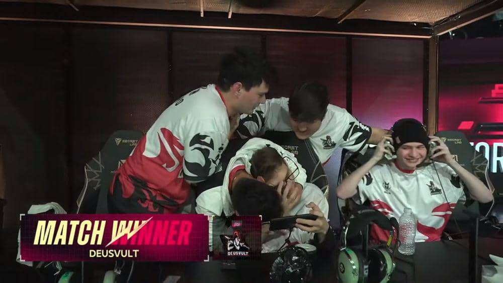 cuplikan kekompakan Deus Vult. (youtube.com/MPL Indonesia)