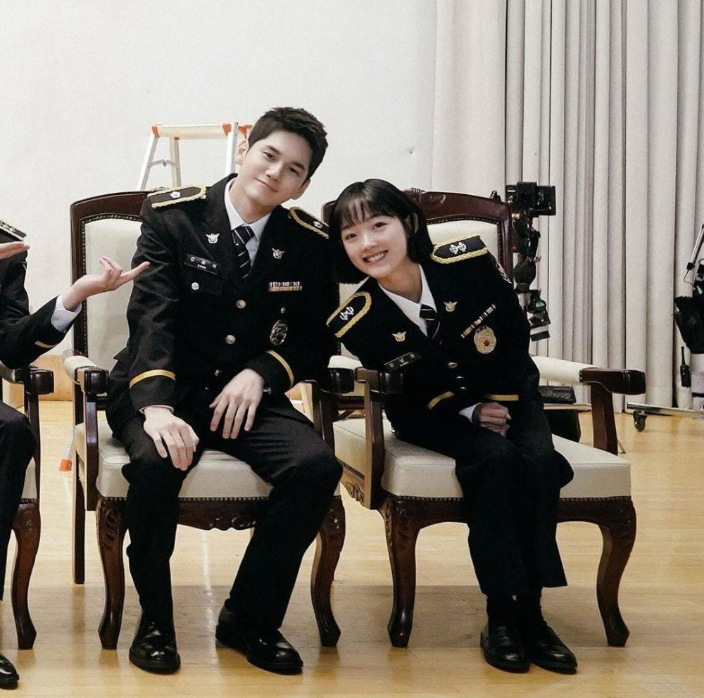 Ong Seong Wu dan Lee Yoo Mi di drama Strong Girl Nam Soon (instagram.com/leeyoum262)