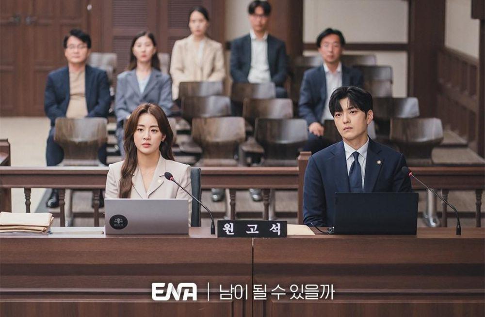 Kang So Ra dan Jang Seung Jo di drama Strangers Again (instagram.com/channel.ena.d)