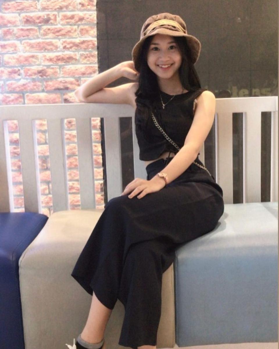 Alya JKT48 (instagram.com/jkt48.alya_)