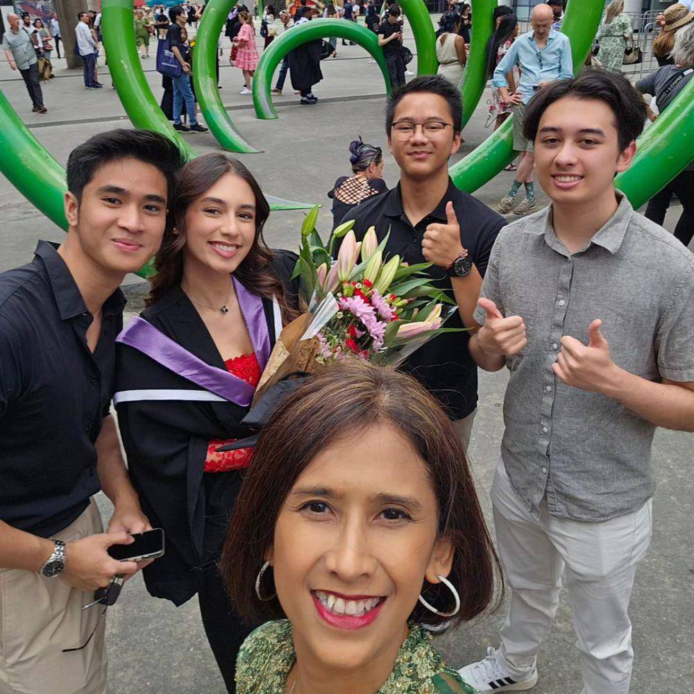 momen wisuda Kiara McKenna (instagram.com/nuningmckenna)