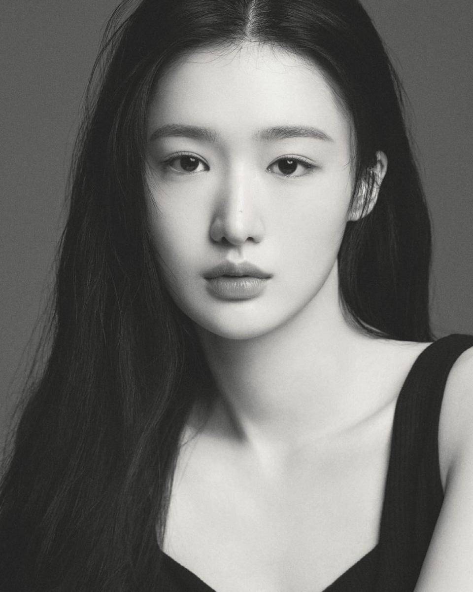 Cho Hye Joo (instagram.com/maakorea)