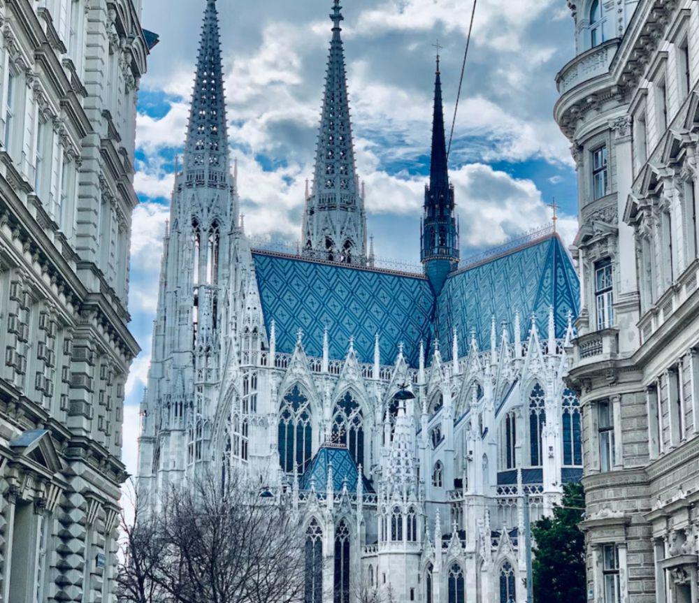 Votive church, Vienna (unsplash.com/Andrea Niosi)