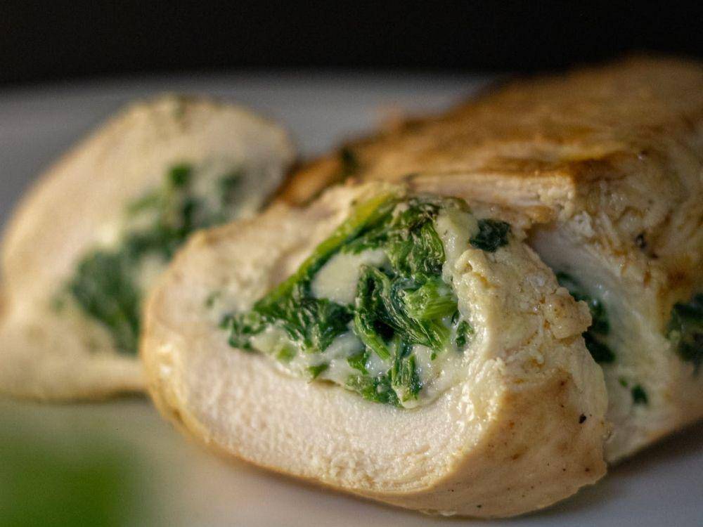 olahan chicken roll up (pexels.com/Yash Maramangallam)