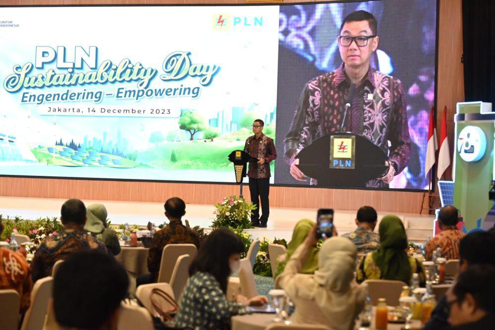 PT PLN (Persero) menggelar PLN Sustainability Day 2023 untuk mendorong praktik bisnis berkelanjutan di sektor ketenagalistrikan. Melalui agenda ini, perseroan berkomitmen terus meningkatkan penerapan prinsip environmental social and governance (ESG) dan pengarusutamaan gender (PUG) demi kesuksesan transisi energi di tanah air. (Dok. PLN)
