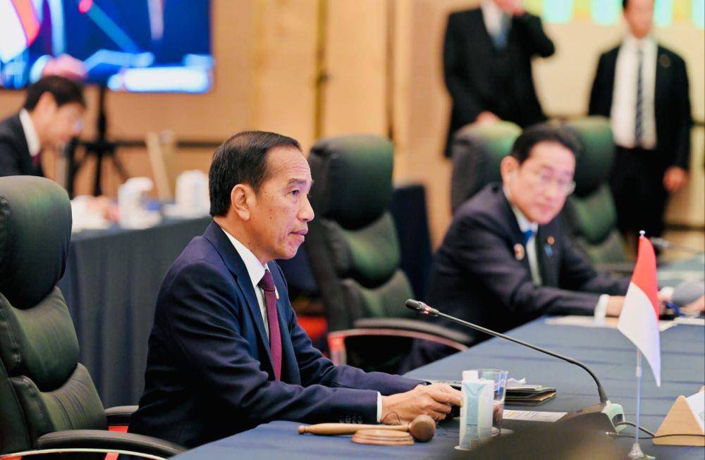 Presiden Jokowi memimpin 4 agenda di KTT Perayaan 50 Tahun Hubungan Persahabatan dan Kerjasama ASEAN-Jepang, pada Minggu (17/12/2023) (dok. Sekretariat Presiden)