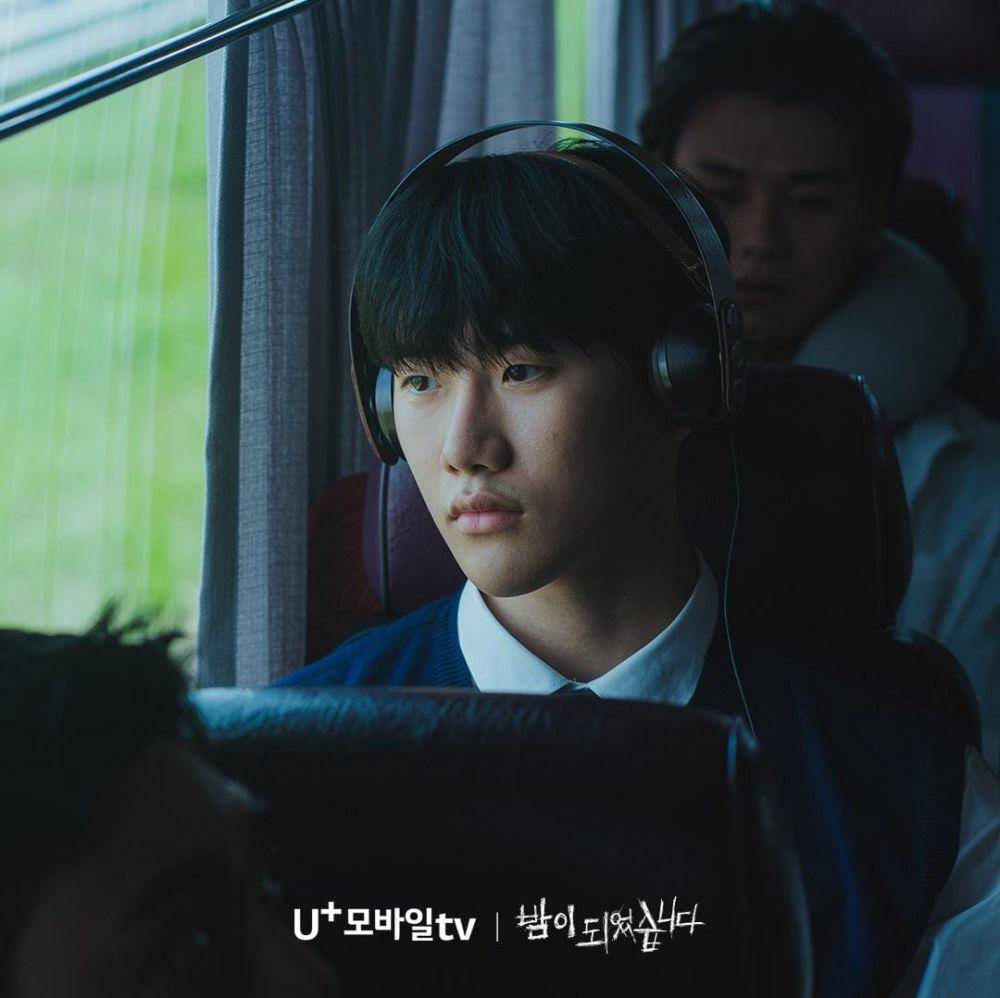 Ahn Ji Ho di drama Night Has Come (instagram.com/uplus_mobiletv)