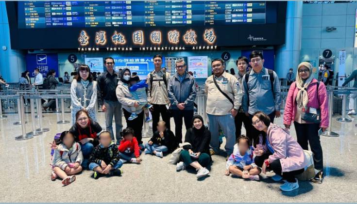 Kemlu RI bersama KDEI Taipei pulangkan 6 anak dari Taiwan (Dok. Kemlu RI)