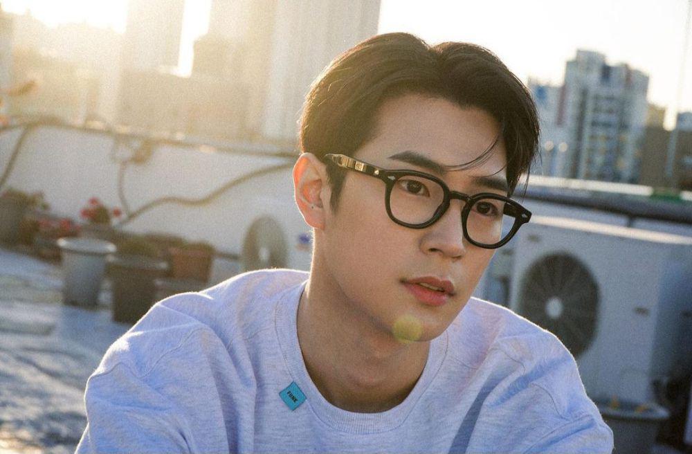 Park Seo Ham (instagram.com/parkseoham)
