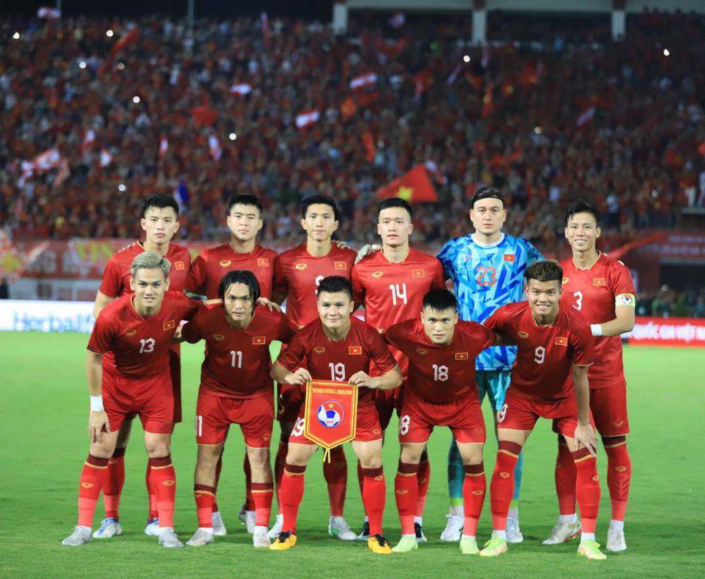 Skuad Vietnam menghadapi Hongkong di FIFA Matchday Juni 2023 (Instagram.com/doanvanhau_1904)