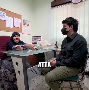 potret Atta ambil rapor SMA (instagram.com/attahalilintar)