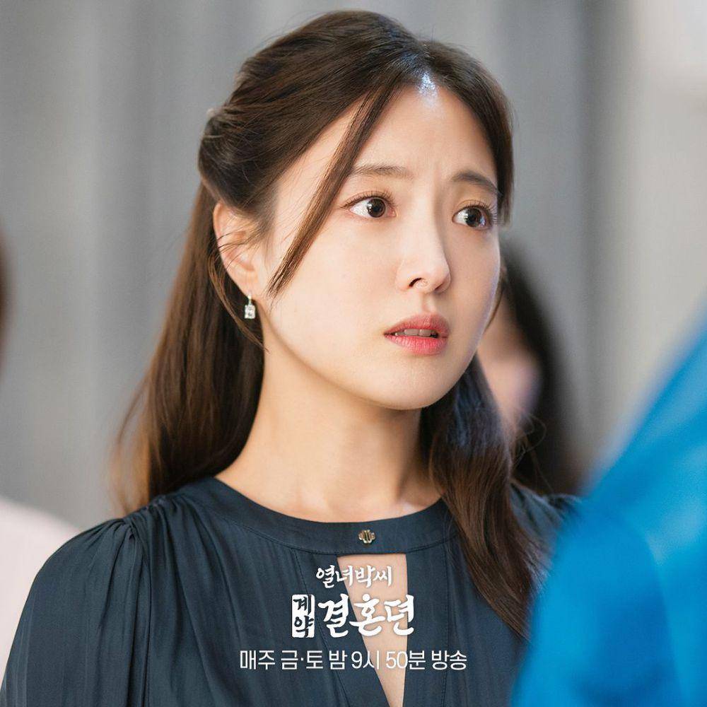 Lee Se Young di drama The Story Of Park's Marriage Contract (instagram.com/mbcdrama_now)