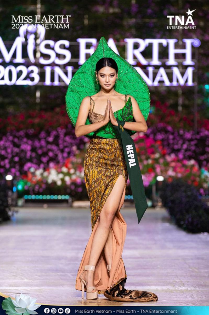 Potret Kostum Nasional Wakil Asia dan Oseania di Miss Earth 2023 (Facebook.com/Miss Earth)