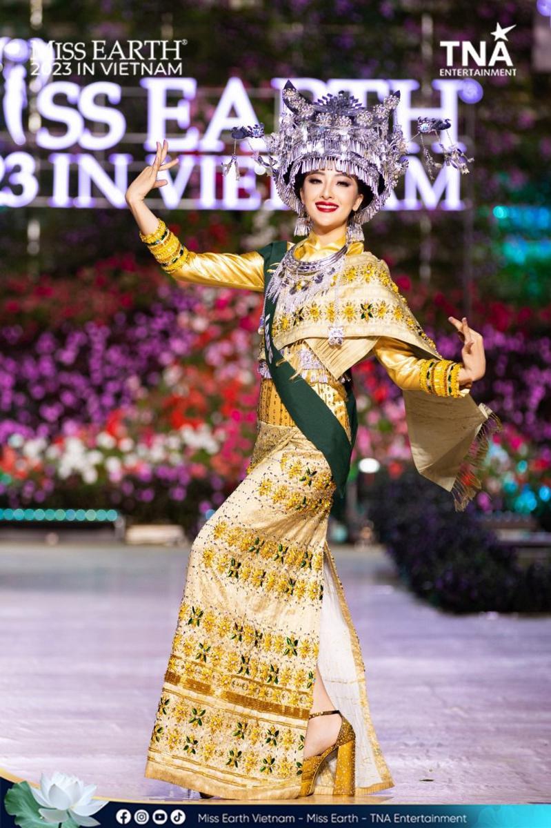 Potret Kostum Nasional Wakil Asia dan Oseania di Miss Earth 2023 (Facebook.com/Miss Earth)