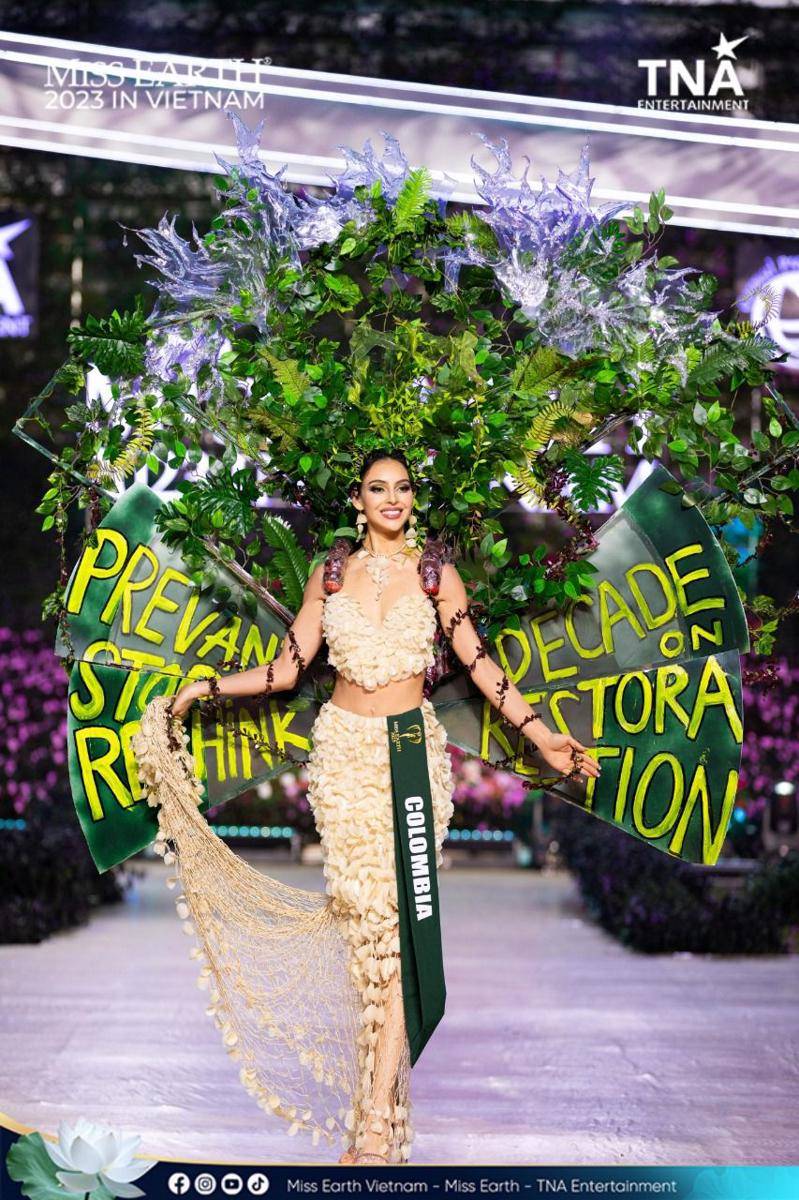 Potret Kostum Nasional Wakil dari Amerika Latin di Miss Earth 2023 (Facebook.com/Miss Earth)