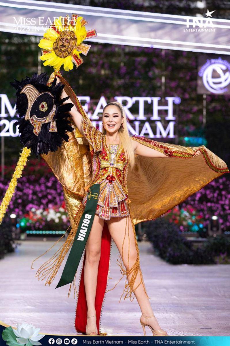 Potret Kostum Nasional Wakil dari Amerika Latin di Miss Earth 2023 (Facebook.com/Miss Earth)