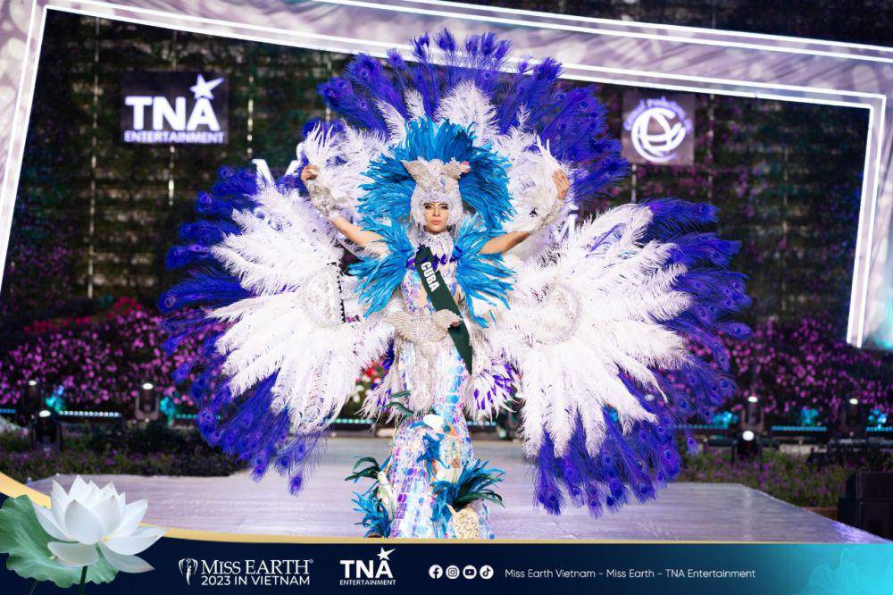 Potret Kostum Nasional Wakil dari Amerika Latin di Miss Earth 2023 (Facebook.com/Miss Earth)