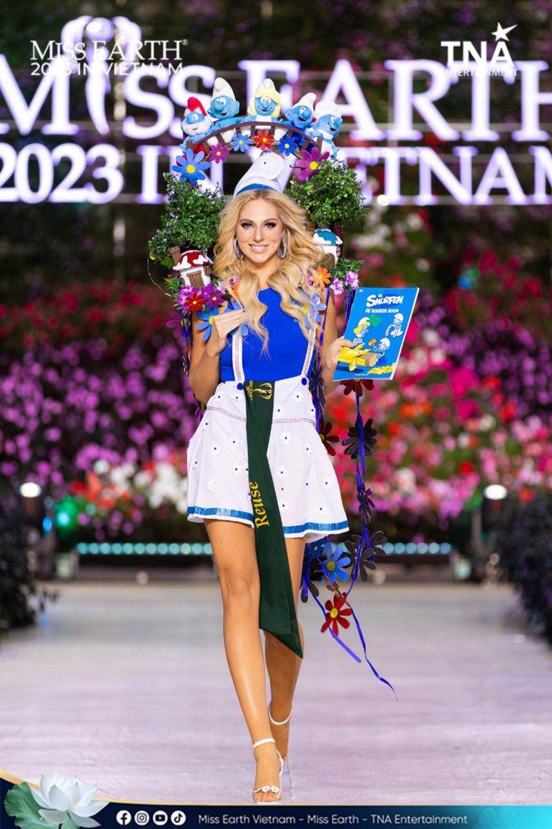 Potret Kostum Nasional Wakil dari Kawasan Eropa di Miss Earth 2023 (Facebook.com/Miss Earth)