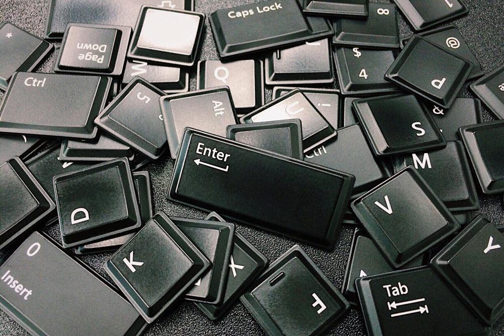 Kenapa Keyboard Ngetik Sendiri? Ini 5 Penyebabnya