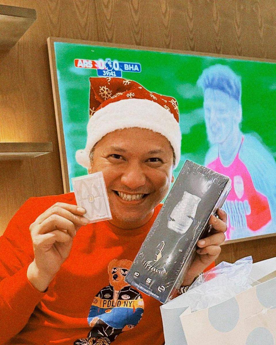 potret Gading Marten christmas dinner bareng sahabat (instagram.com/gadiiing)
