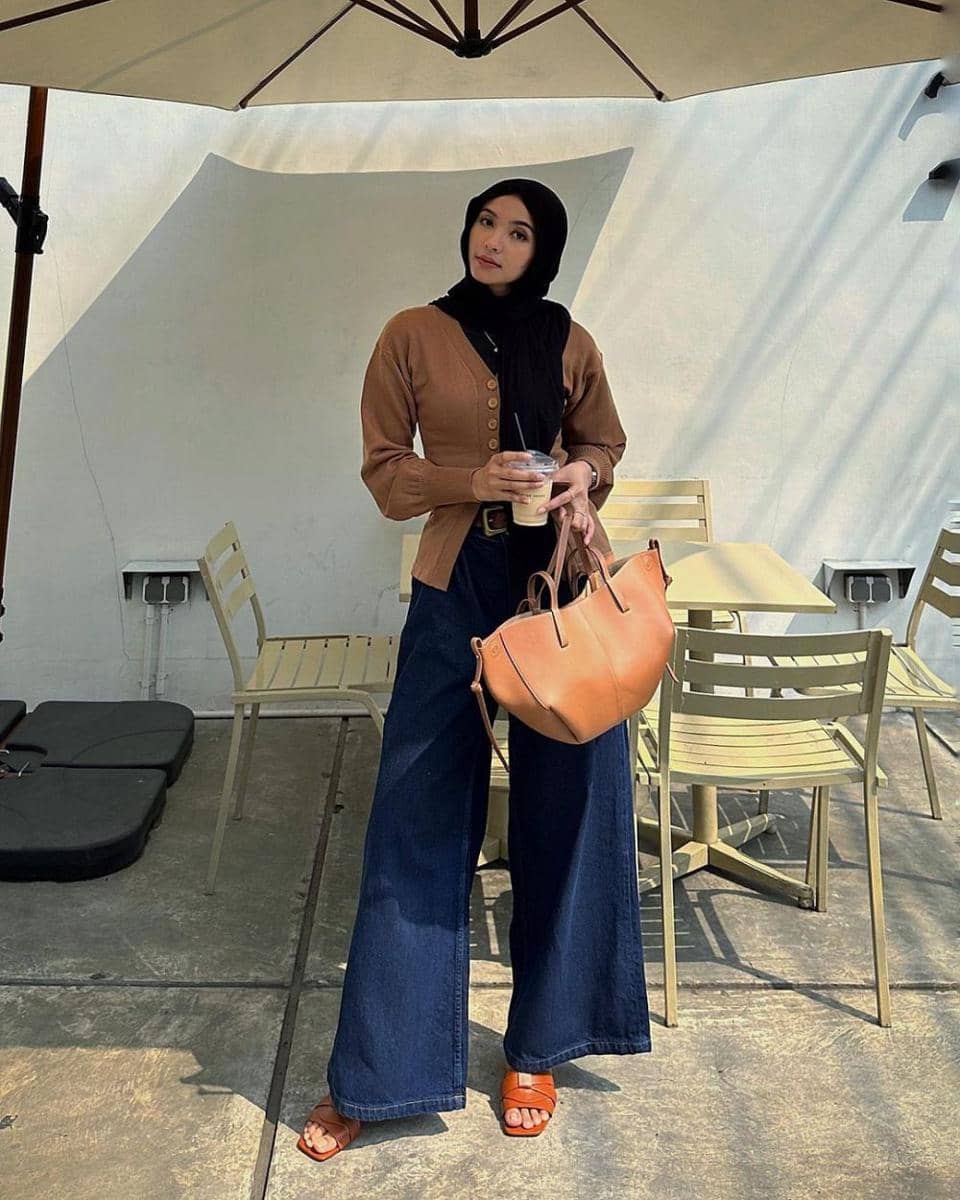 outfit denim ala Fita Wulansari (instagram.com/fitawww)