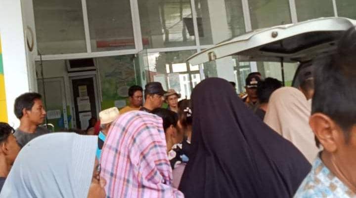 Jasad korban saat dievakuasi ke Puskesmas Sanggar (Dok/Istimewa)