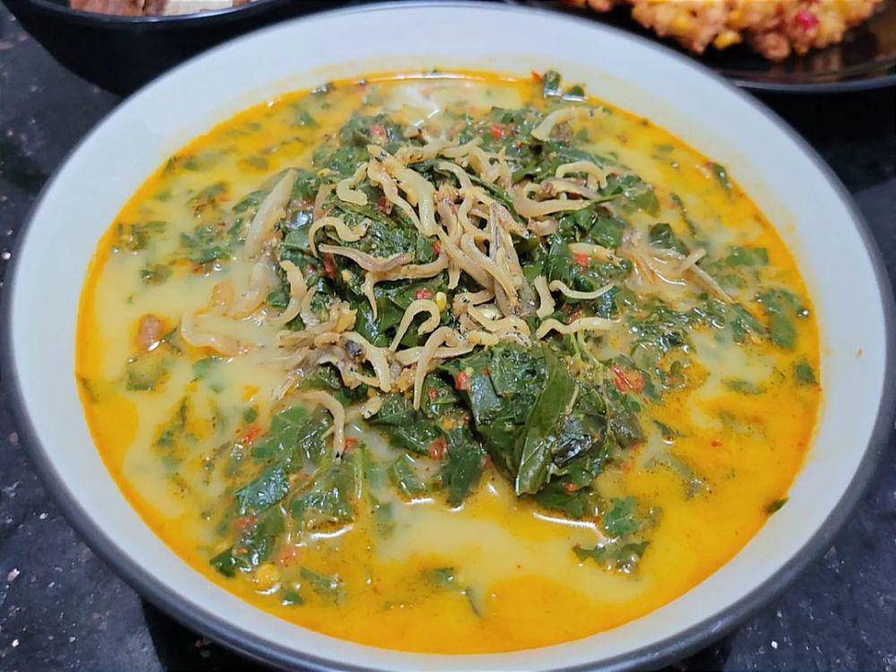 ilustrasi daun singkong masak santan (instagram.com/lina_wijayaa)