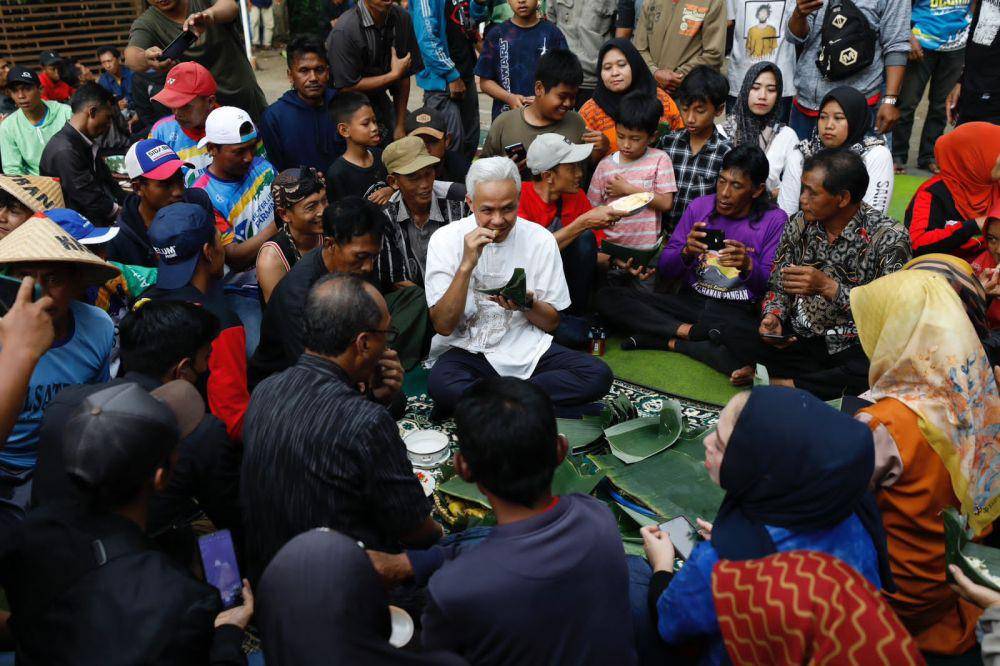 Ganjar Pranowo menyerap aspirasi warga Dusun Gunung Bakal, Desa Sumberarum, Kecamatan Tempuran, Kabupaten Magelang (IDN Times/Istimewa)