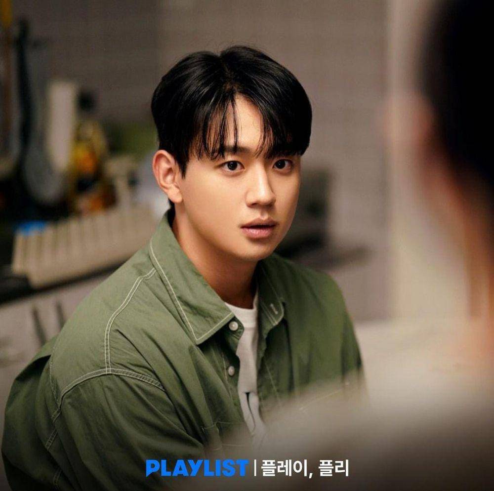 Shin Hyun Seung di drama Secret Playlist (instagram.com/playlist_studio)