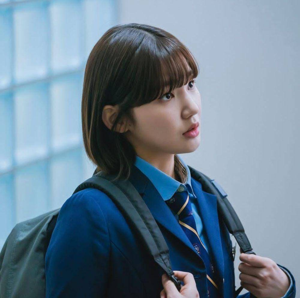 Lee Eun Saem di drama Bitch x Rich (instagram.com/koktv_official)