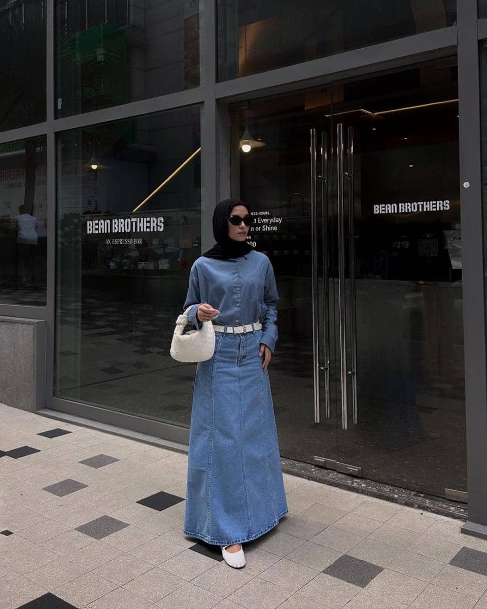 outfit denim ala Fita Wulansari (instagram.com/fitawww)