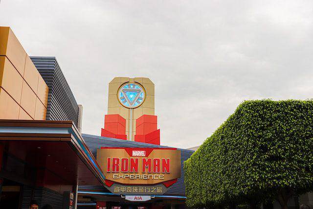 ilustrasi wahana Iron Man di Disneyland (unsplash.com/Meg Landrito)