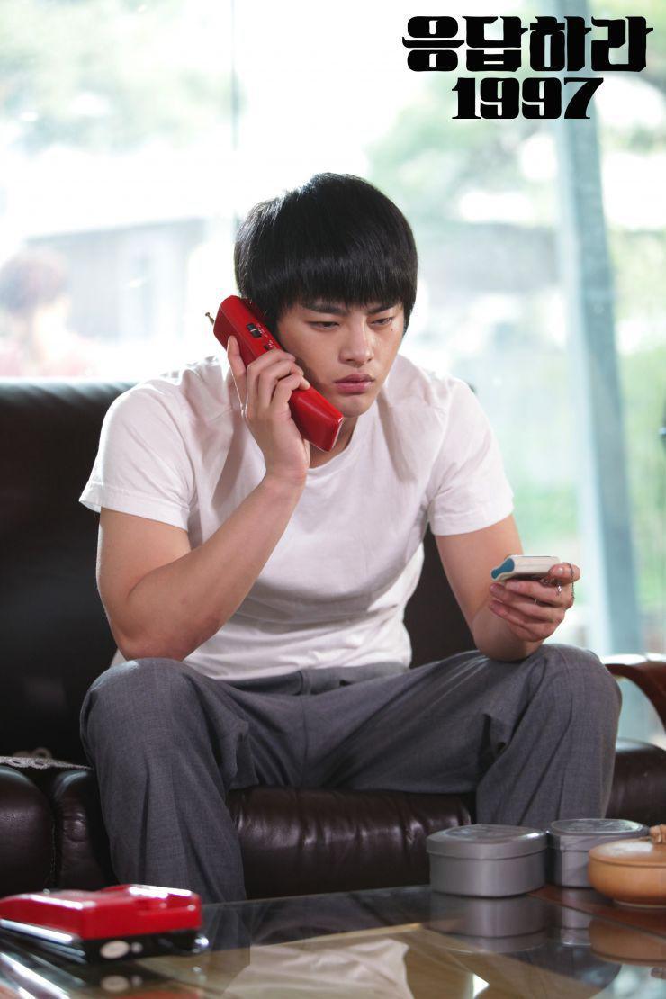 Seo In Guk dalam drama Reply 1997 (dok. tvN/Reply 1997)